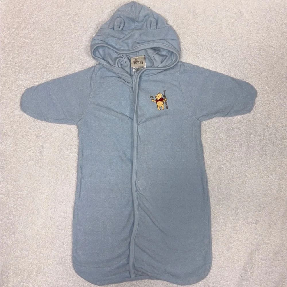 Vintage Disney sincerely Pooh Lightweight terry cloth after bath towel 0/6m